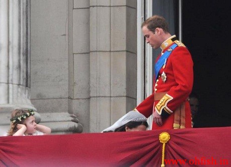 kate and william kiss. william kate kiss scene1